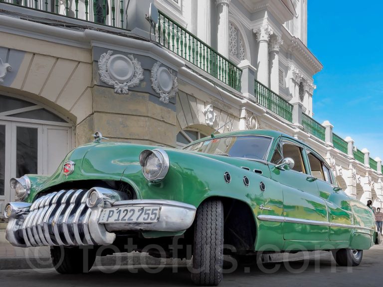 Havana Cuba Buick Super