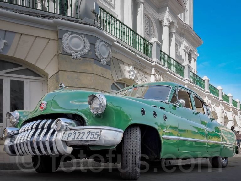 Signature Photography and Quality Prints – Art by Fotofus Havana Cuba - Buick Super